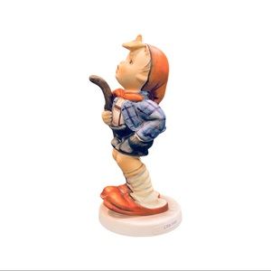 VTG Goebel Hummel Figurine “Little Hiker” #16/I -5 ½" TMK 6